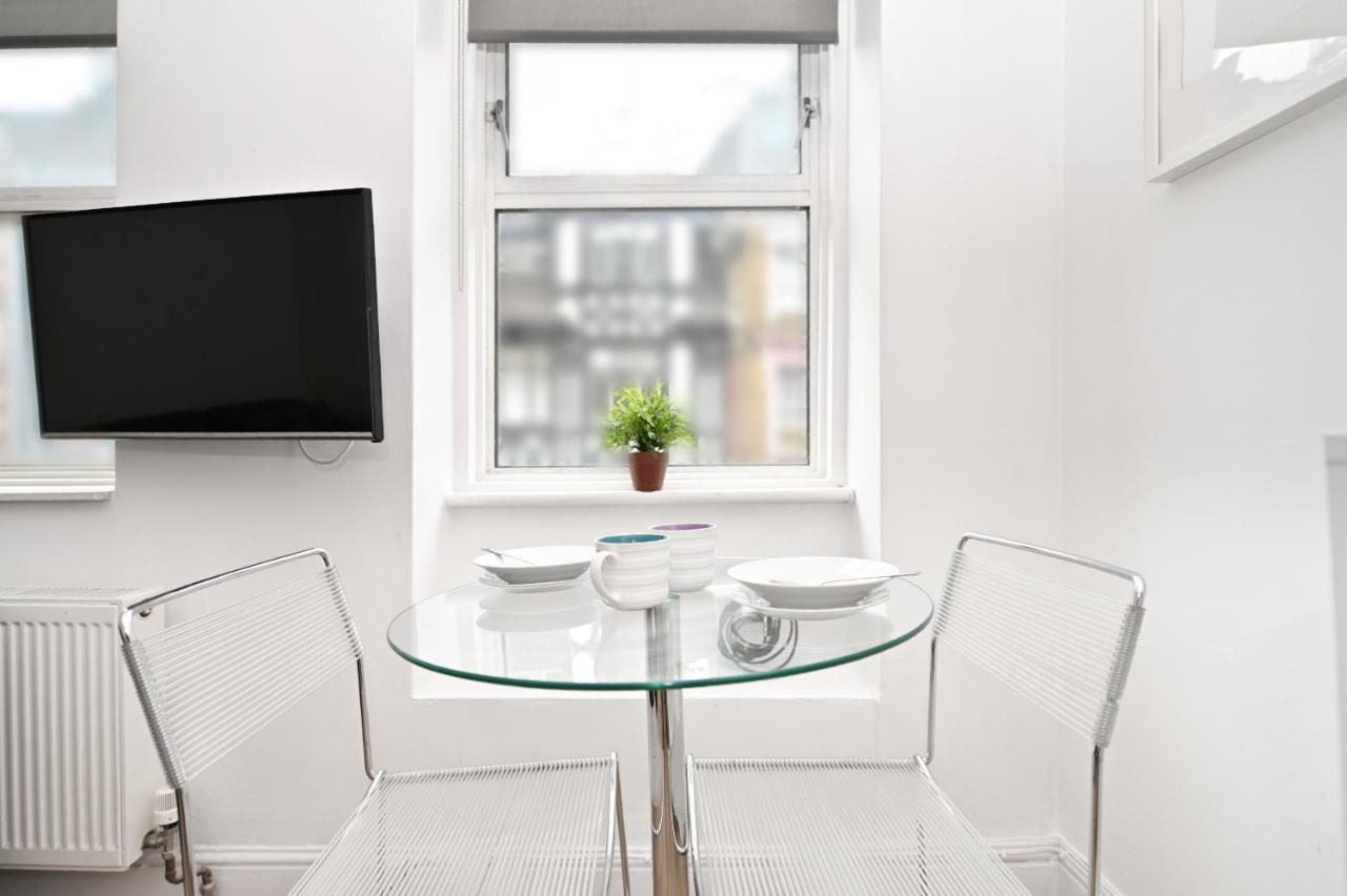 Covent Garden & Soho, Cosy & Cool, Spacious Apartment London Luaran gambar